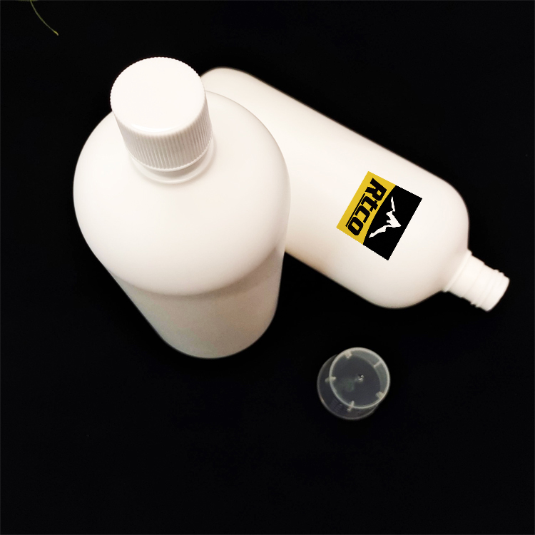 25oz White Plastic Liquid Bottles