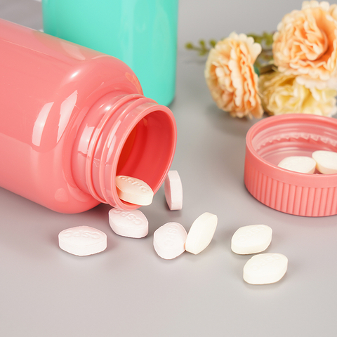 Red/Green Travel Vitamin PET Canister